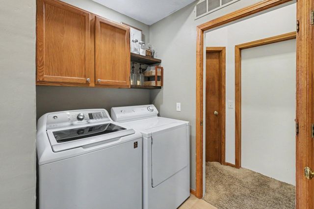 3053 Burritt Street NW, Grand Rapids, MI 49504