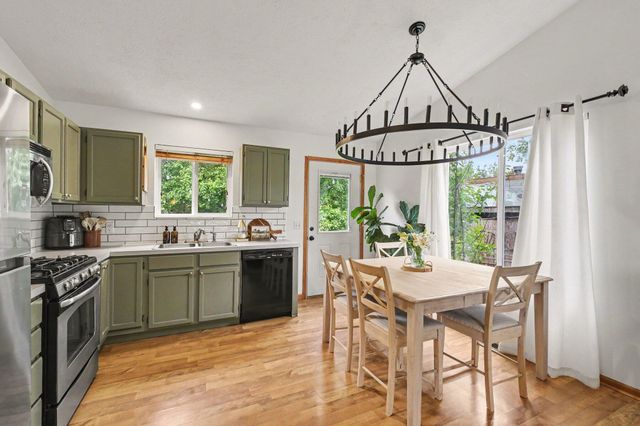 3053 Burritt Street NW, Grand Rapids, MI 49504