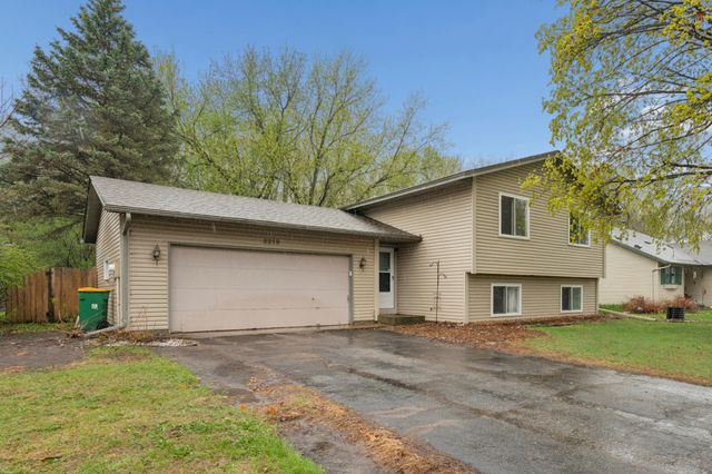8219 Queen Avenue N, Brooklyn Park, MN 55444