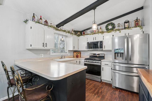 8219 Queen Avenue N, Brooklyn Park, MN 55444