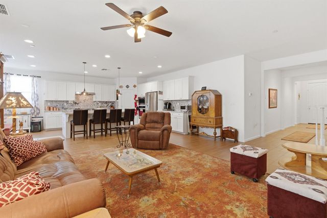 18311 Tioga Dr, Lathrop, CA 95330