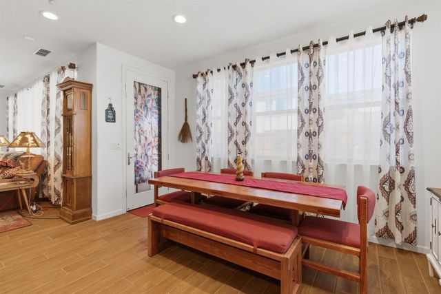 18311 Tioga Dr, Lathrop, CA 95330