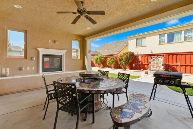 18311 Tioga Dr, Lathrop, CA 95330