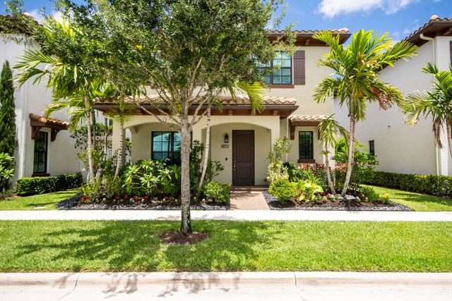 13268 Machiavelli Way, Palm Beach Gardens, FL 33418