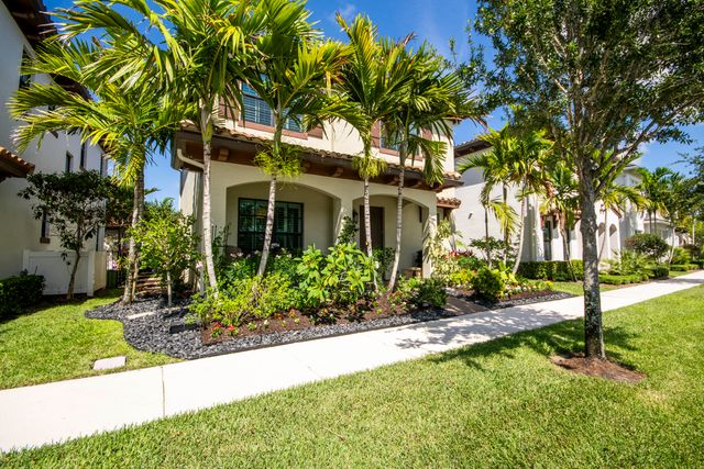 13268 Machiavelli Way, Palm Beach Gardens, FL 33418