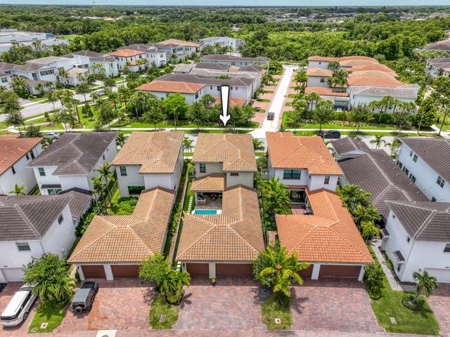 13268 Machiavelli Way, Palm Beach Gardens, FL 33418