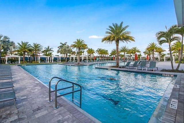 13268 Machiavelli Way, Palm Beach Gardens, FL 33418