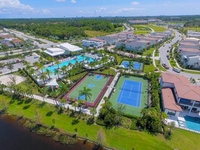 13268 Machiavelli Way, Palm Beach Gardens, FL 33418