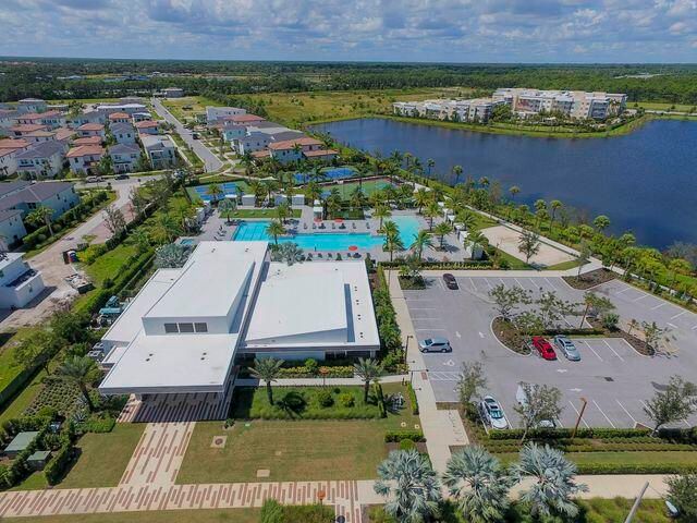 13268 Machiavelli Way, Palm Beach Gardens, FL 33418