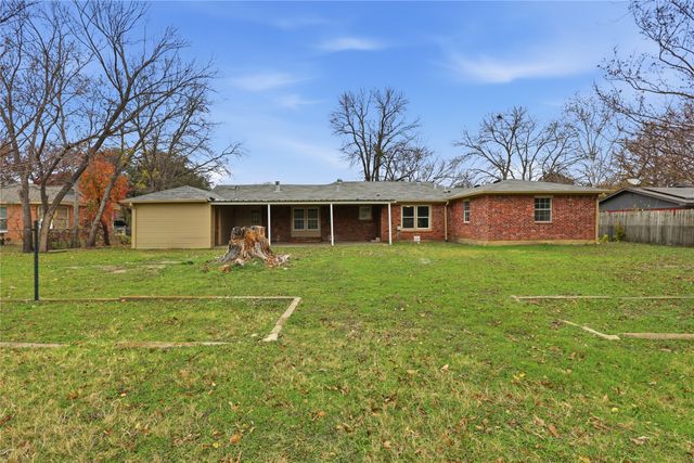 7316 Deville Drive, North Richland Hills, TX 76180