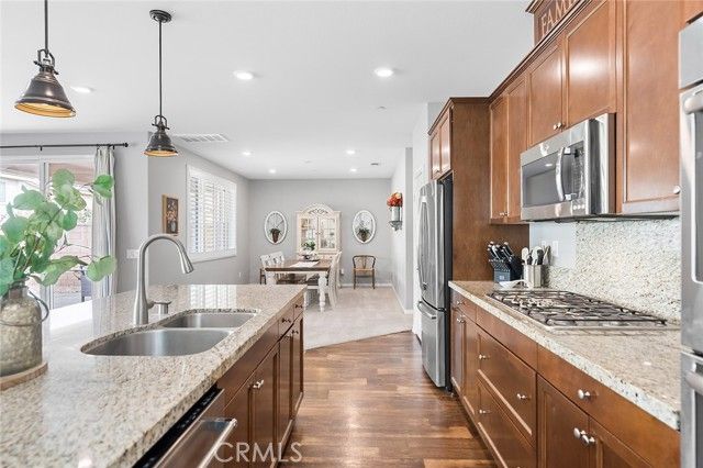 7982 Sea Salt Avenue, Fontana, CA 92336