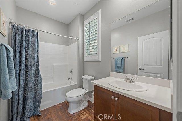 7982 Sea Salt Avenue, Fontana, CA 92336