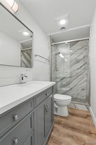 55 Garden Lane, Maryland Heights, MO 63043