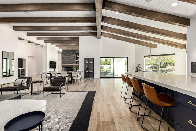 9917 N 52ND Street, Paradise Valley, AZ 85253