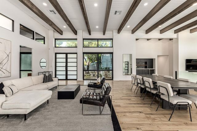 9917 N 52ND Street, Paradise Valley, AZ 85253