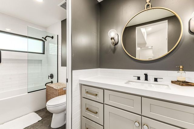 9917 N 52ND Street, Paradise Valley, AZ 85253