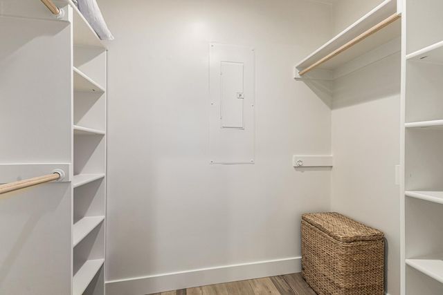 9917 N 52ND Street, Paradise Valley, AZ 85253