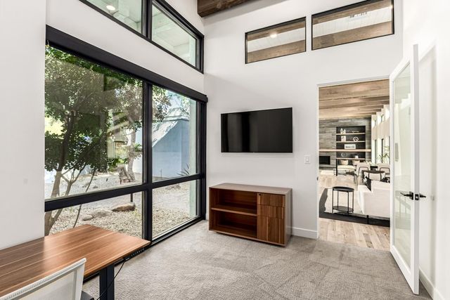 9917 N 52ND Street, Paradise Valley, AZ 85253