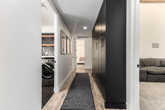 9917 N 52ND Street, Paradise Valley, AZ 85253