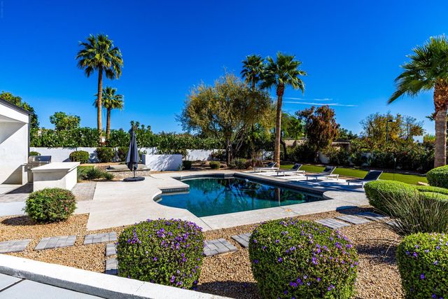 9917 N 52ND Street, Paradise Valley, AZ 85253