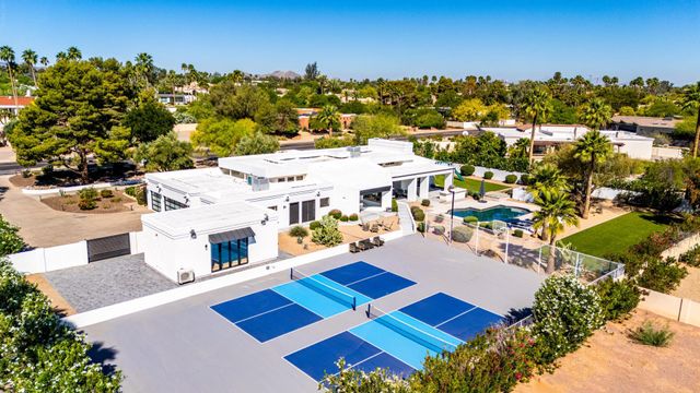 9917 N 52ND Street, Paradise Valley, AZ 85253