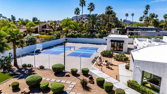 9917 N 52ND Street, Paradise Valley, AZ 85253