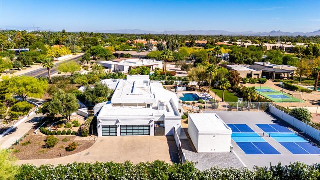 9917 N 52ND Street, Paradise Valley, AZ 85253