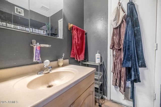 4417 W SANDRA Circle, Glendale, AZ 85308