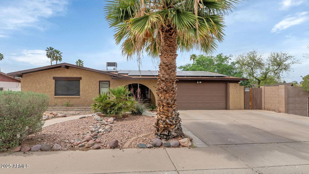 4417 W SANDRA Circle, Glendale, AZ 85308