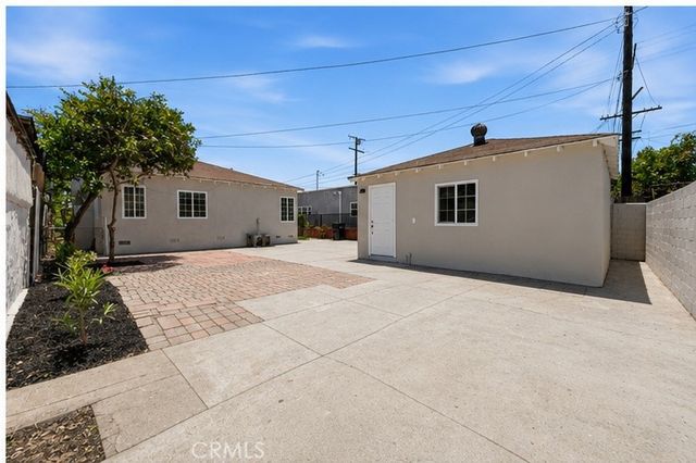 9413 Stanford, South Gate, CA 90280