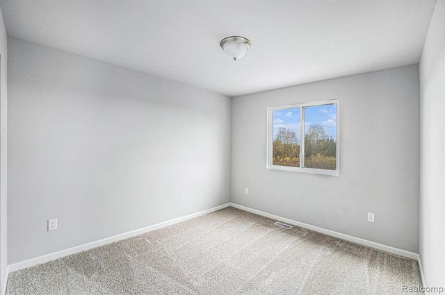 7014 Marigold Court, Grand Blanc, MI 48439