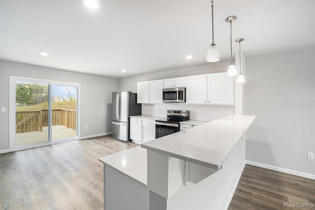 7014 Marigold Court, Grand Blanc, MI 48439