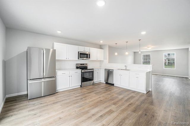 7014 Marigold Court, Grand Blanc, MI 48439