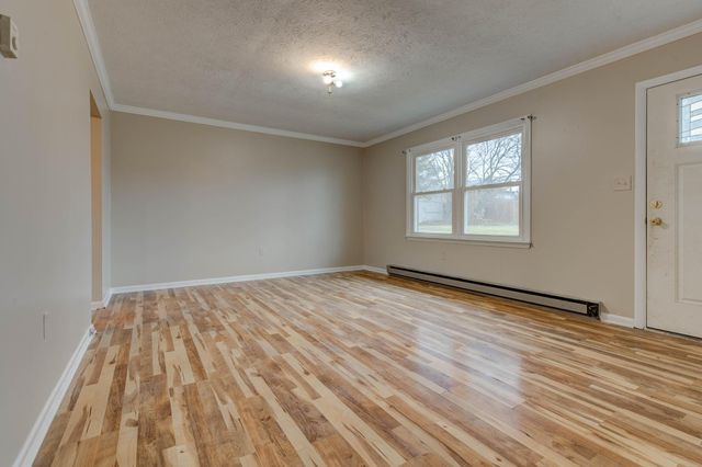 8 Dunbar Street, Mt Sterling, KY 40353