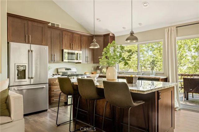 1360 Montreal, Lake Arrowhead, CA 92352