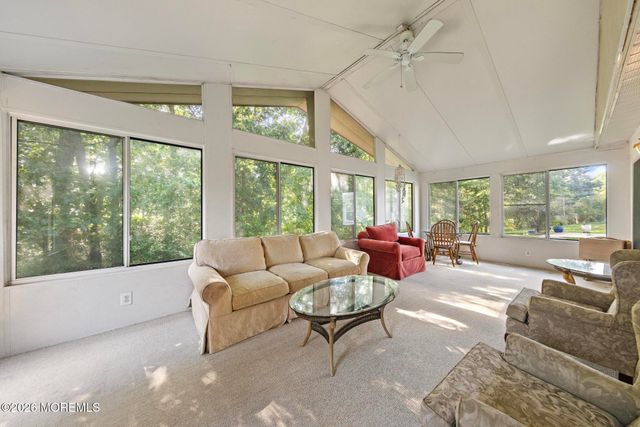 40 Pine Oak Boulevard, Barnegat, NJ 08005