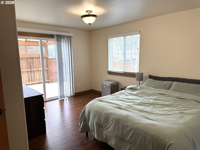 1651 29TH St, Florence, OR 97439