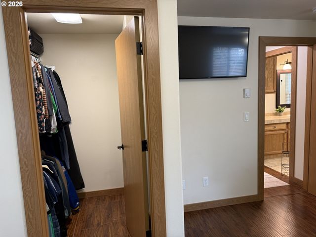 1651 29TH St, Florence, OR 97439