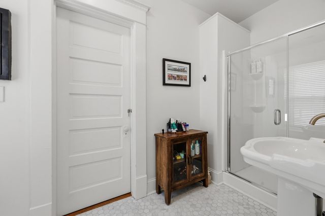 102 E 4th Street, Frankfort, KY 40601