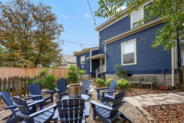 102 E 4th Street, Frankfort, KY 40601