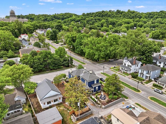 102 E 4th Street, Frankfort, KY 40601