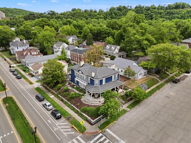 102 E 4th Street, Frankfort, KY 40601