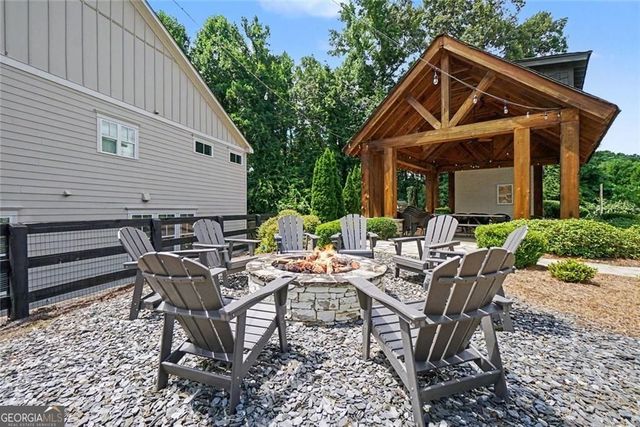 171 Bellehaven Drive, Woodstock, GA 30188