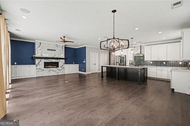 171 Bellehaven Drive, Woodstock, GA 30188