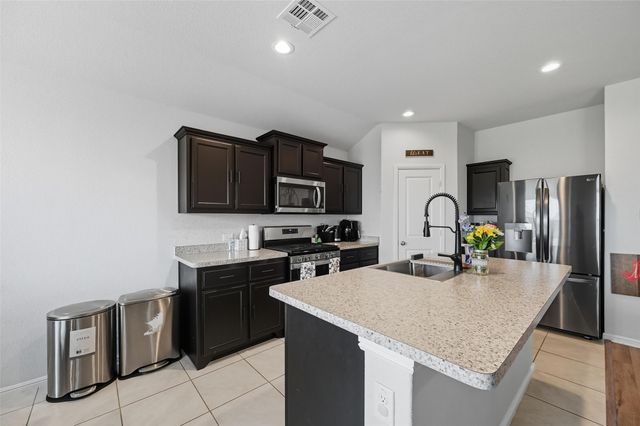 10450 Fort Clark Trail, Crowley, TX 76036