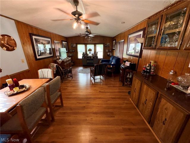604 Sugar Pines Drive, Warren, OH 44481