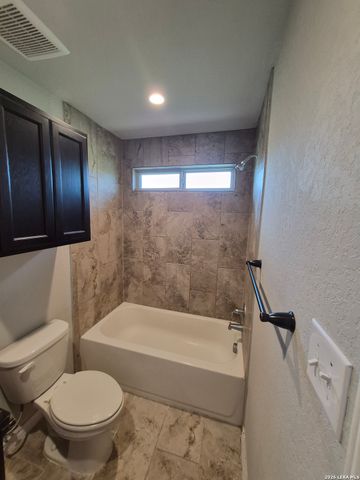 6303 Luglio Ln Unit 102, San Antonio, TX 78233