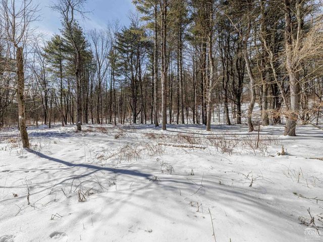 1769 Route 51, Hannacroix, NY 12087
