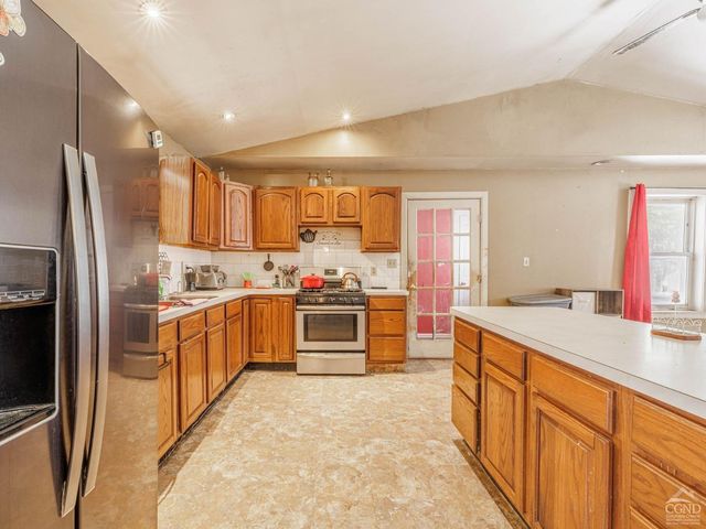 1769 Route 51, Hannacroix, NY 12087