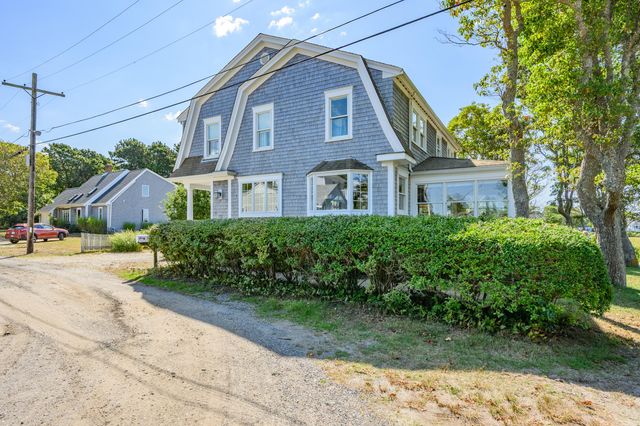 27 Mayflower Lane, Dennis Port, MA 02639